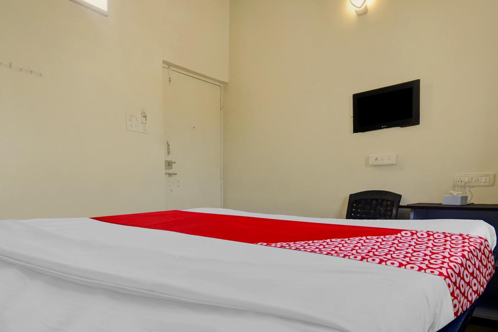 Hotel O Happy Homely Stay Sasvad Экстерьер фото